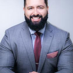Andrew J Salinas