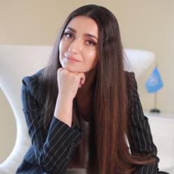 Viktoria Bloomberg